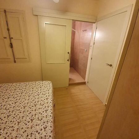 لقنت Room In Benidorm Downtown En Piso Compartido المظهر الخارجي الصورة