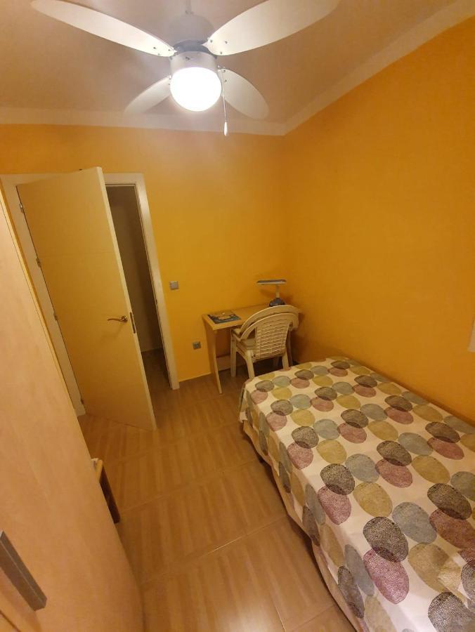 لقنت Room In Benidorm Downtown En Piso Compartido المظهر الخارجي الصورة