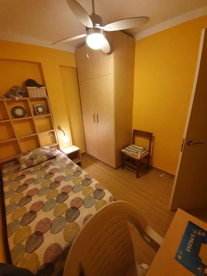 لقنت Room In Benidorm Downtown En Piso Compartido المظهر الخارجي الصورة