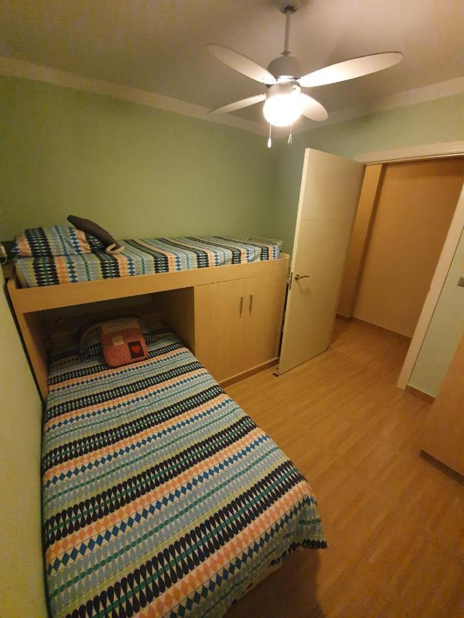 لقنت Room In Benidorm Downtown En Piso Compartido المظهر الخارجي الصورة